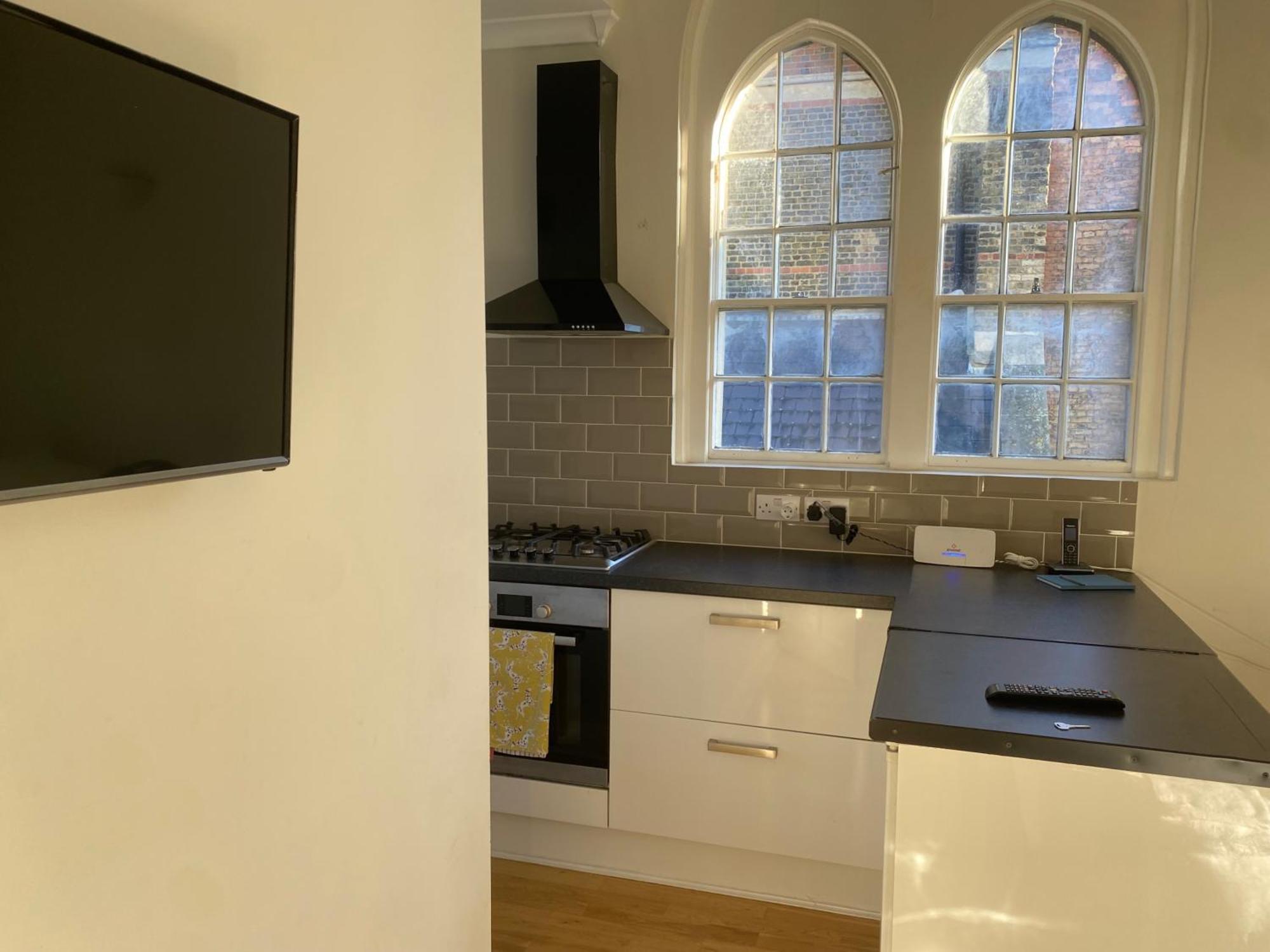 Victorian Building - Sleeps 5 - Pet Friendly Apartment London Bagian luar foto