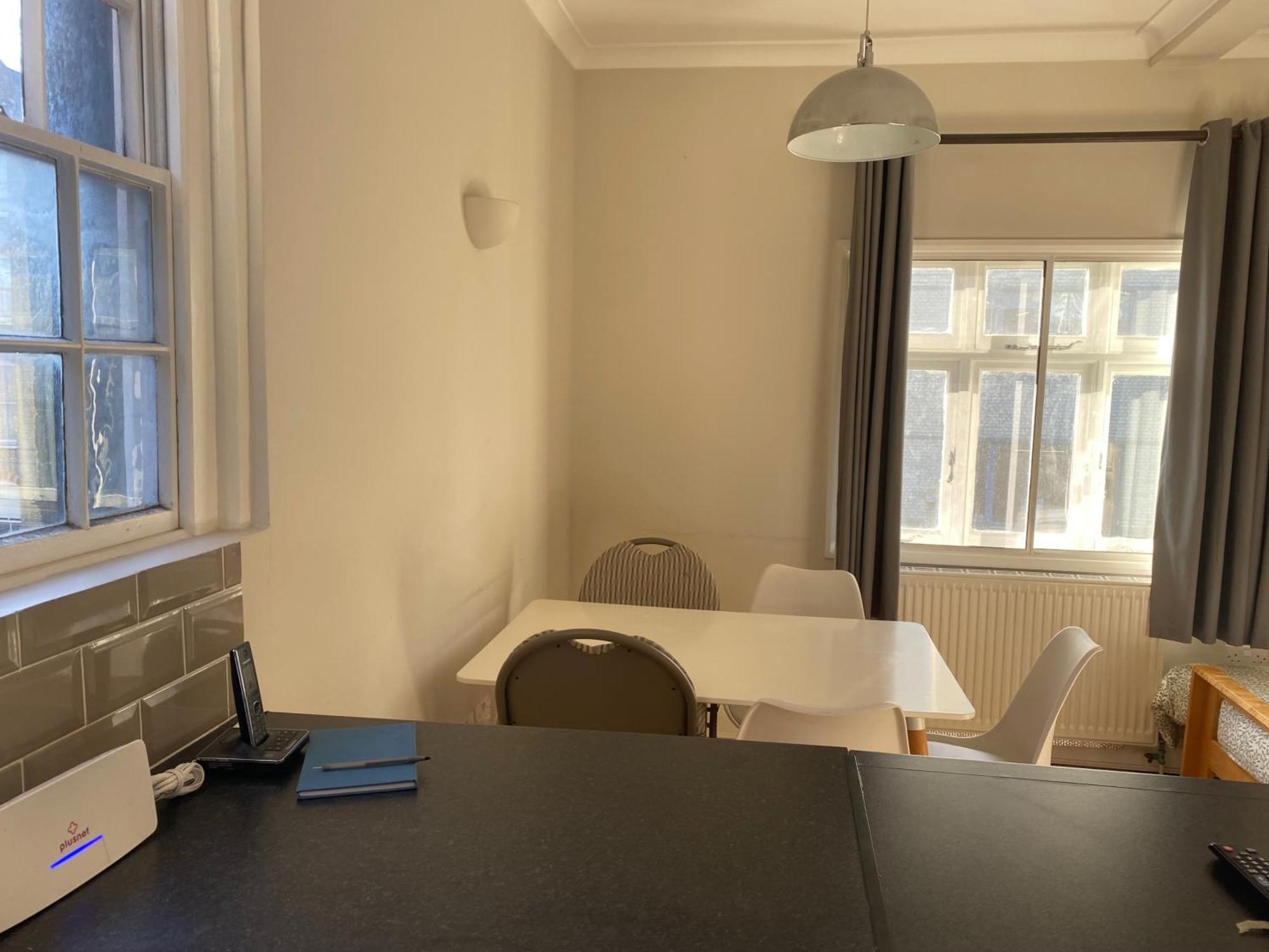 Victorian Building - Sleeps 5 - Pet Friendly Apartment London Bagian luar foto